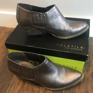 Very Volatile Pewter Booties - Sz 7.5